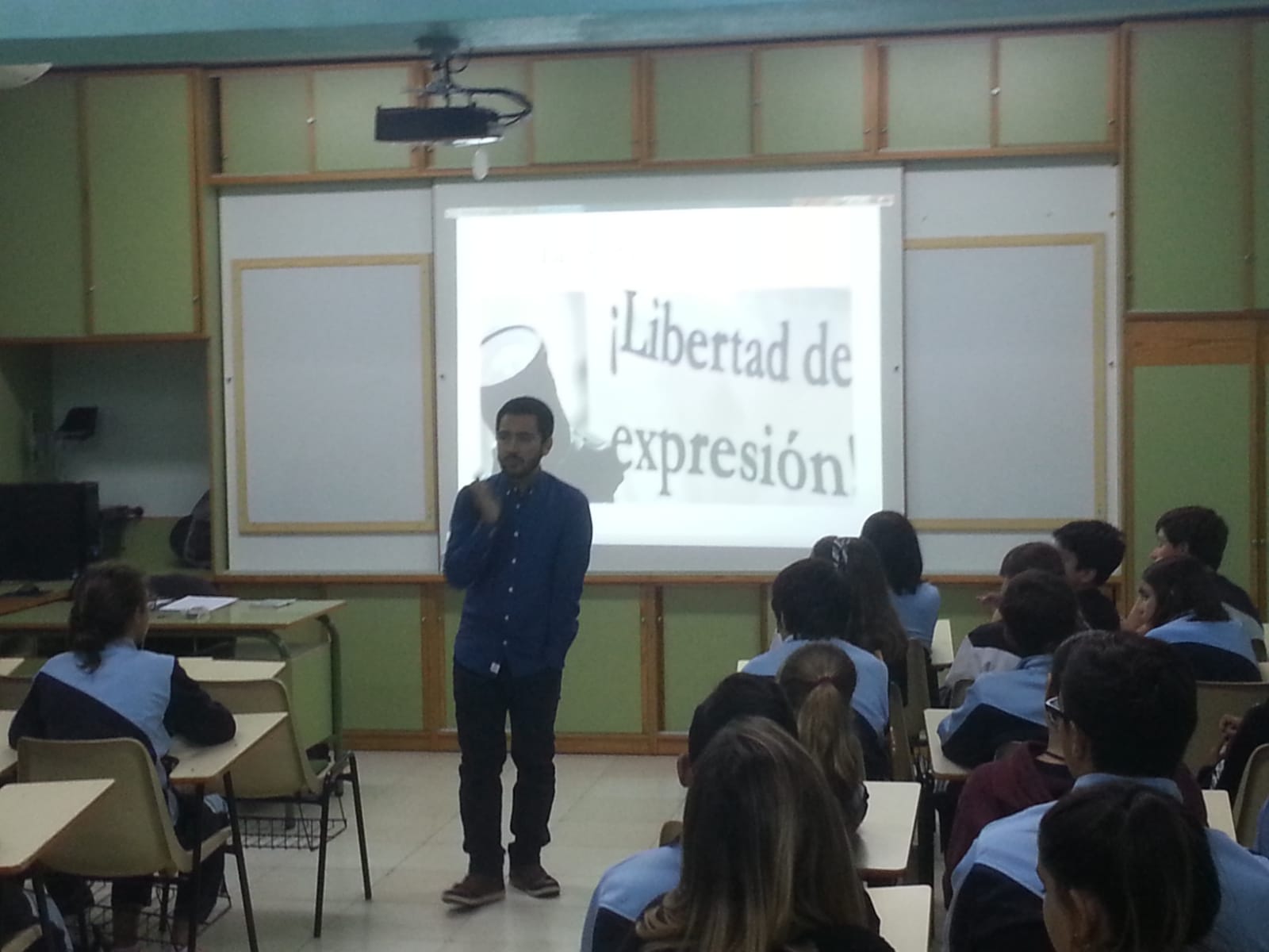 Nuestro exalumno Alejandro Nieto visita Idéame con su ponencia sobre libertad de expresión