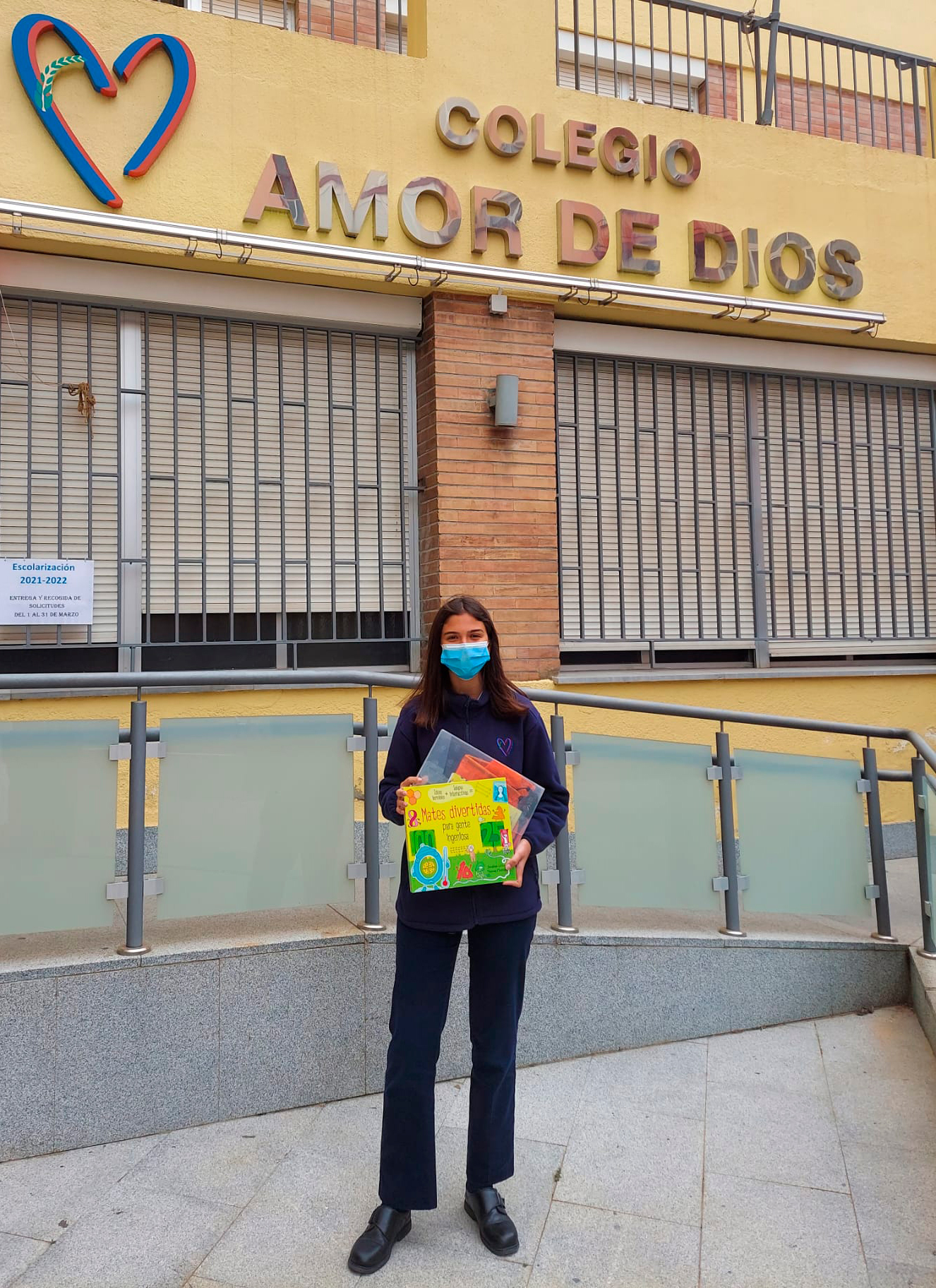 Julia María Moreno, alumna de 2º ESO A en Colegio Amor de Dios Cádiz, ha resultado finalista en la fase provincial de la XXXVI Olimpiada Matemática THALES