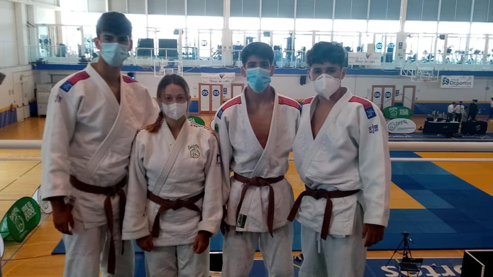 El oro de Belén Sánchez Medina en el campeonato de Andalucía junior de judo la clasifican para el Campeonato de España en -57Kg