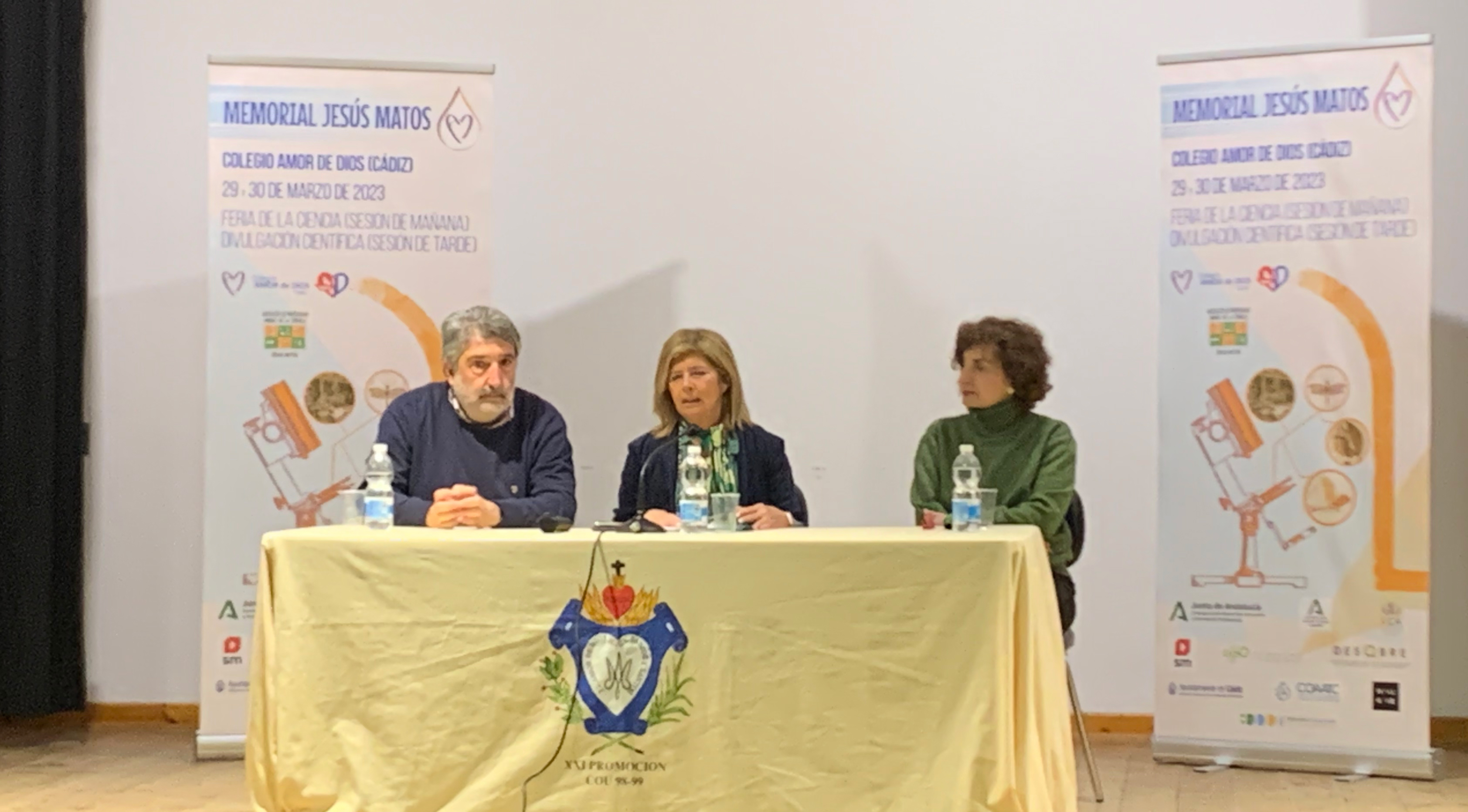 El colegio Amor de Dios acoge los días 29 y 30 de marzo la celebración del II Memorial Jesús Matos, Feria de la Ciencia en la que participan 35 colegios de Cádiz y otras provincias